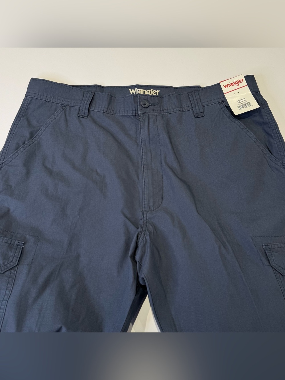 NEW Wrangler Men's 38x34 Relaxed Straight Leg Ripstop Cargo Utility Pant Blue
